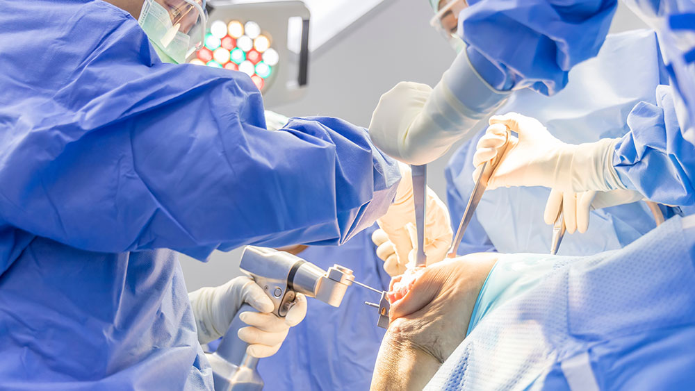Robotic TKR VS Conventional TKR